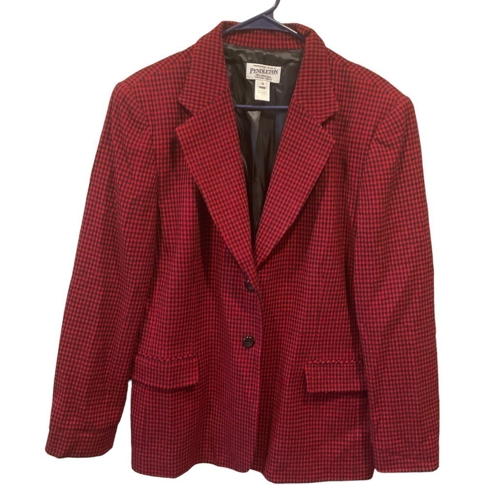 - PENDELTON WOOL WOMENS BLAZER/JACKET WITH SHOULDER PADS 1980’s size 18
